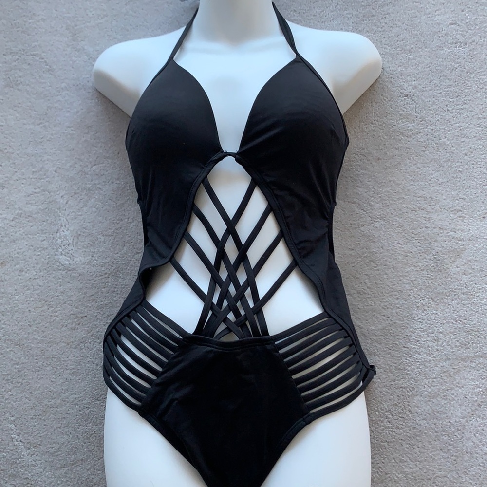 One piece swimwear, size M, black